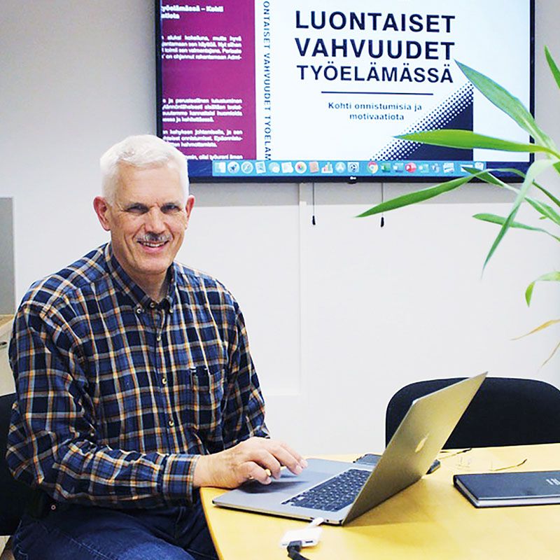 Vahvuusajattelun käsikirja
